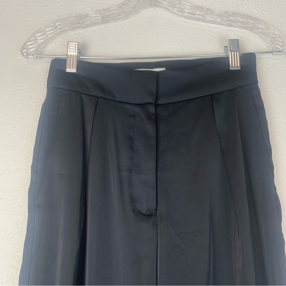 A&F Sloane Tailored Satin Trousers Pant 26/2 short Black High Rise Wide Leg NWT - Picture 4 of 12